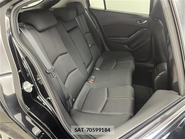 Mazda AXELA 2017 8678433-2