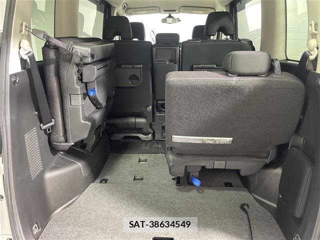 Nissan SERENA 2018 8672734-6