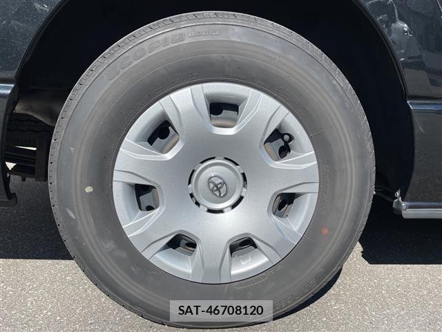 Toyota HIACE VAN 2022 8677235-11