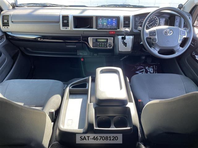 Toyota HIACE VAN 2022 8677235-13