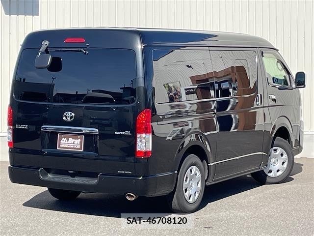 Toyota HIACE VAN 2022 8677235-14