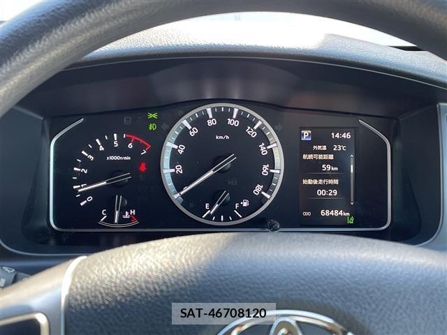 Toyota HIACE VAN 2022 8677235-15