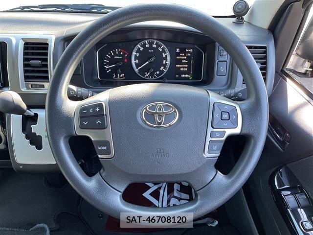 Toyota HIACE VAN 2022 8677235-18