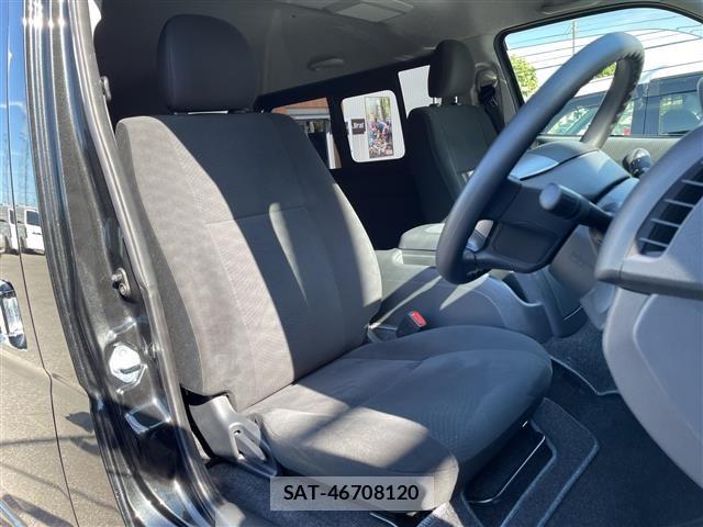 Toyota HIACE VAN 2022 8677235-3