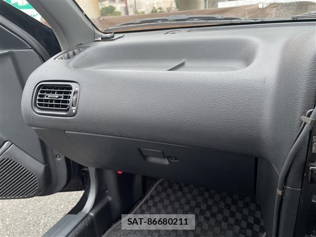 Nissan PRIMERA 1993 8836820-12