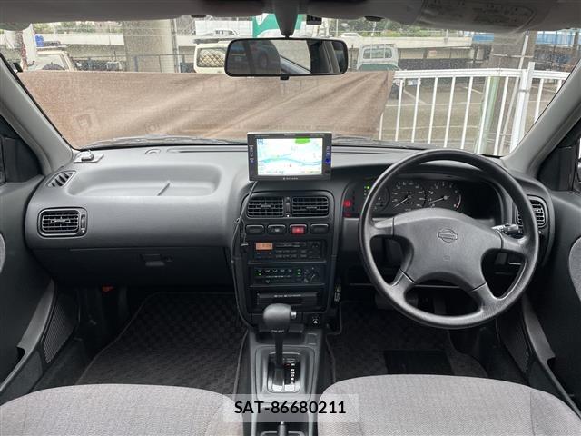 Nissan PRIMERA 1993 8836820-14