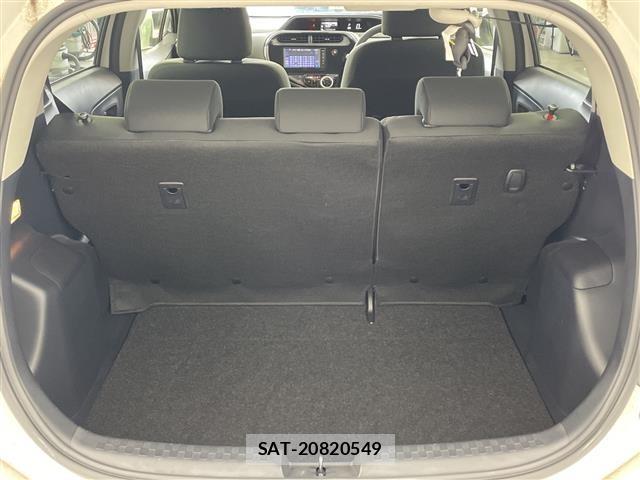 Toyota AQUA 2017 8762999-12