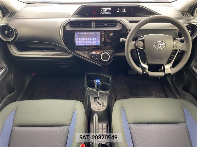 Toyota AQUA 2017 8762999-14