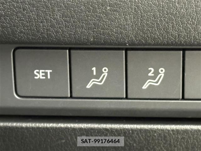 Mazda MAZDA3 2019 8770214-9