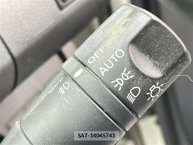 Nissan SERENA 2015 8672758-22