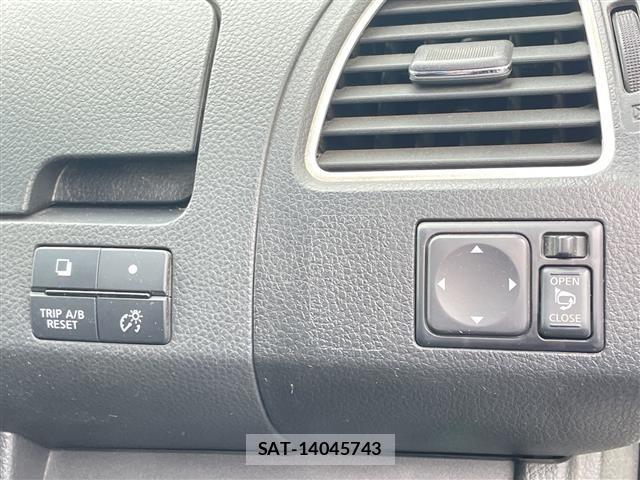 Nissan SERENA 2015 8672758-8