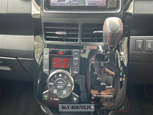 Toyota NOAH 2010 8765071-1