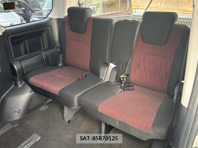 Toyota NOAH 2010 8765071-12