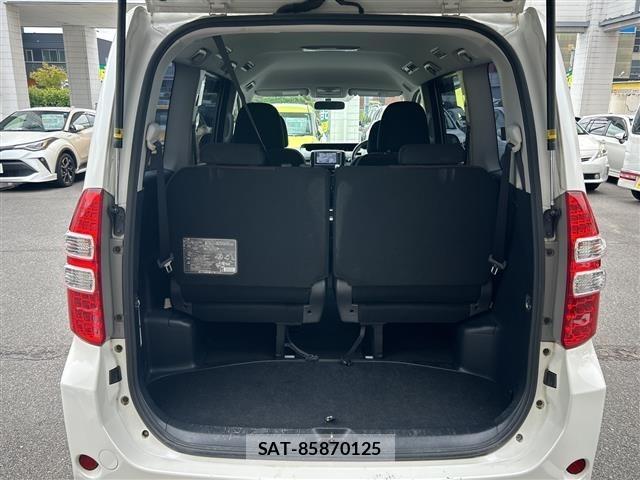 Toyota NOAH 2010 8765071-4