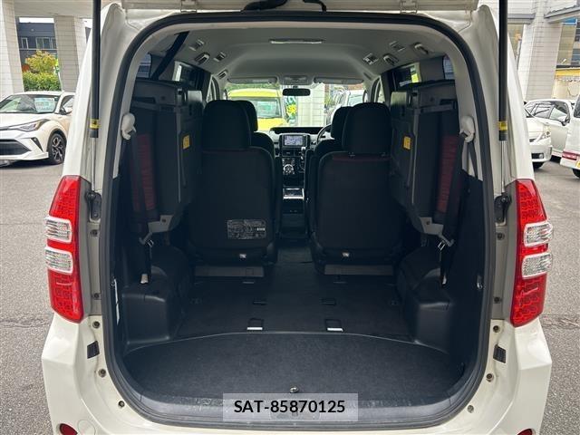 Toyota NOAH 2010 8765071-6