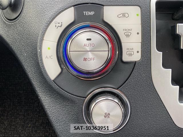 Toyota SIENTA 2018 8764265-6