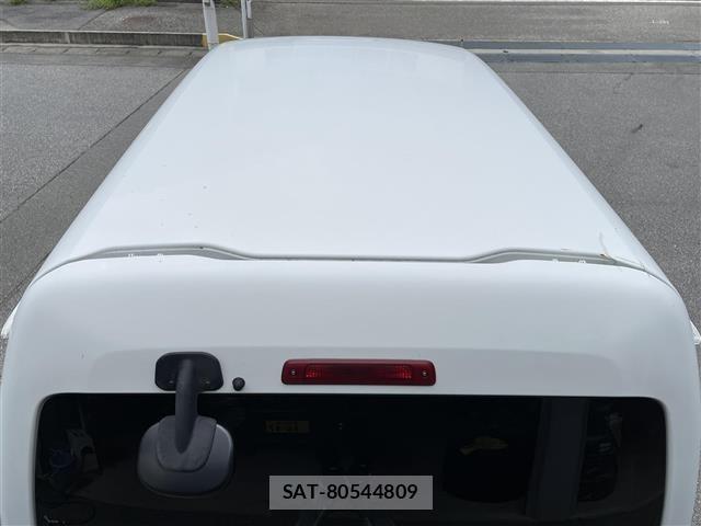 Toyota PIXIS VAN 2013 8677416-1