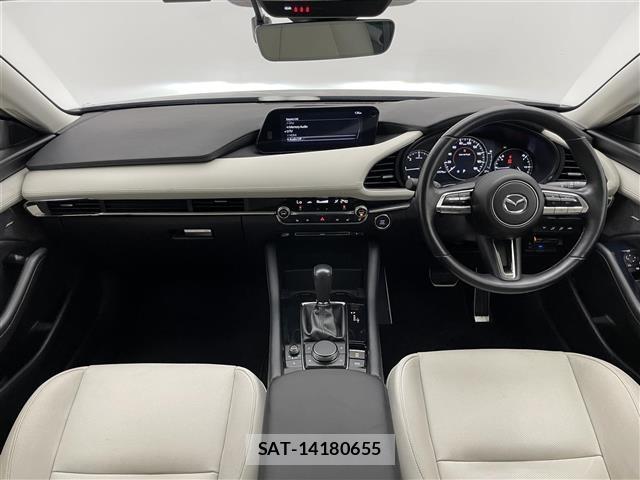 Mazda MAZDA3 2022 8770216-15