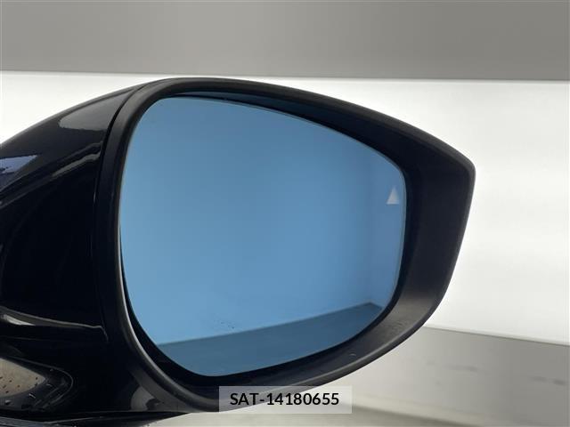 Mazda MAZDA3 2022 8770216-21
