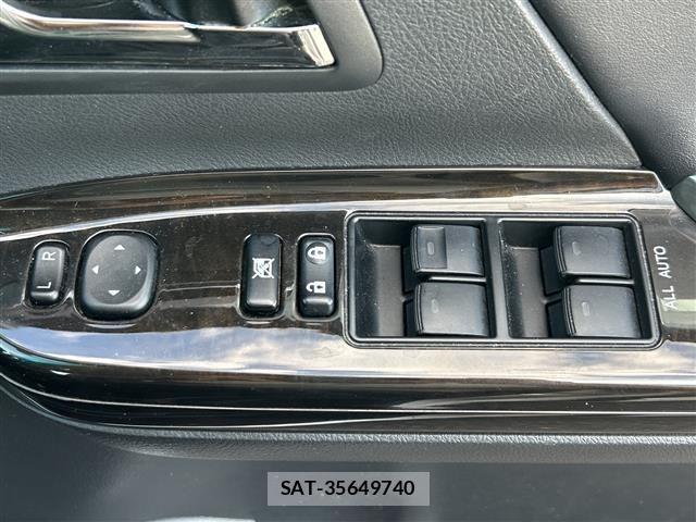 Toyota VELLFIRE 2013 8674552-2