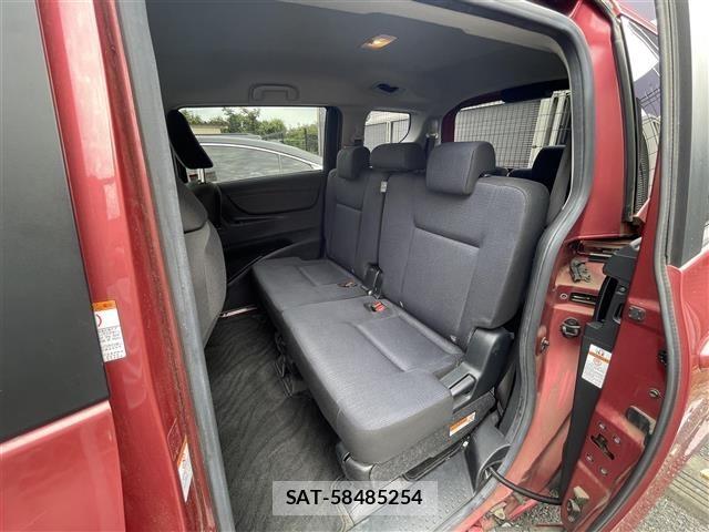 Toyota SIENTA 2017 8764269-6