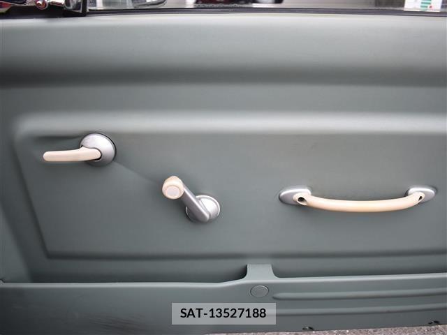 Nissan PAO 1990 8838963-2