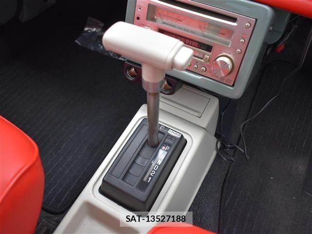 Nissan PAO 1990 8838963-22