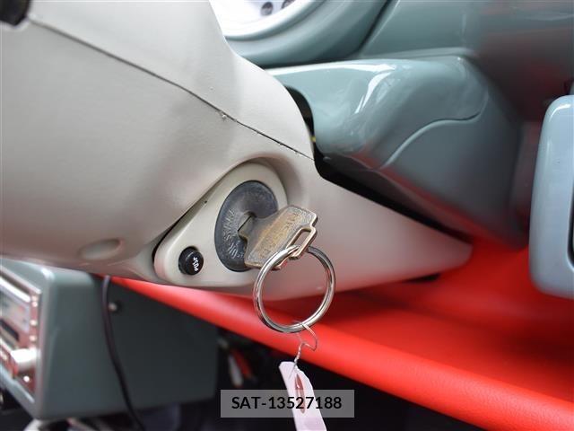 Nissan PAO 1990 8838963-24