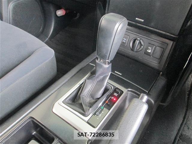 Toyota LAND CRUISER PRADO 2016 8676447-1