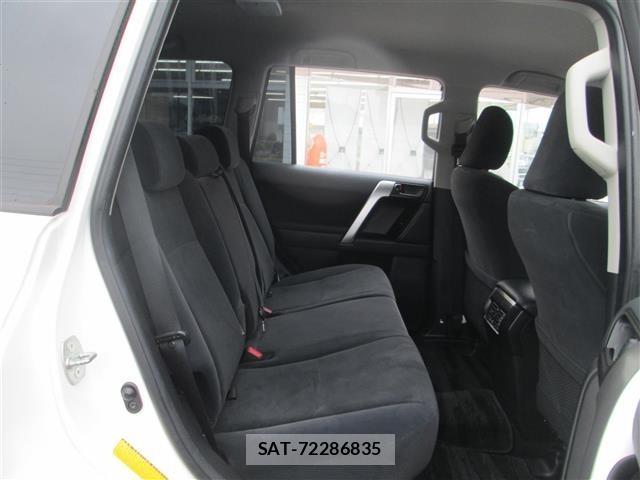 Toyota LAND CRUISER PRADO 2016 8676447-10