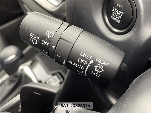 Mazda AXELA 2017 8771859-3