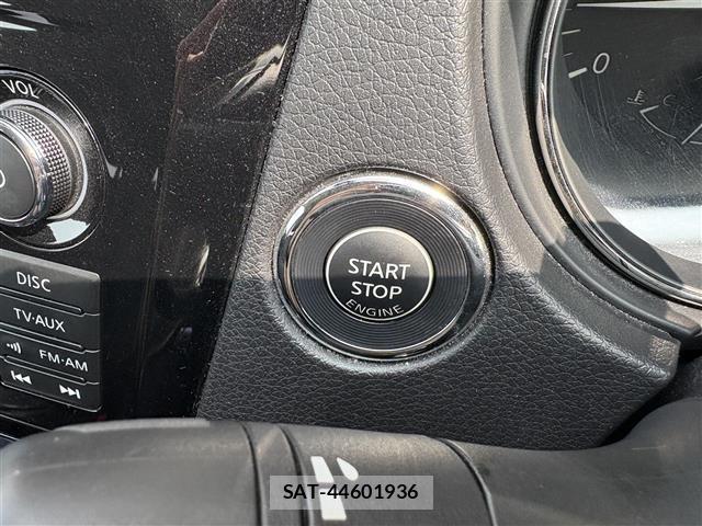 Nissan X-TRAIL 2017 8762870-1