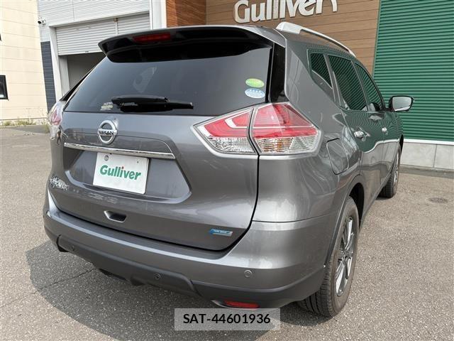 Nissan X-TRAIL 2017 8762870-12