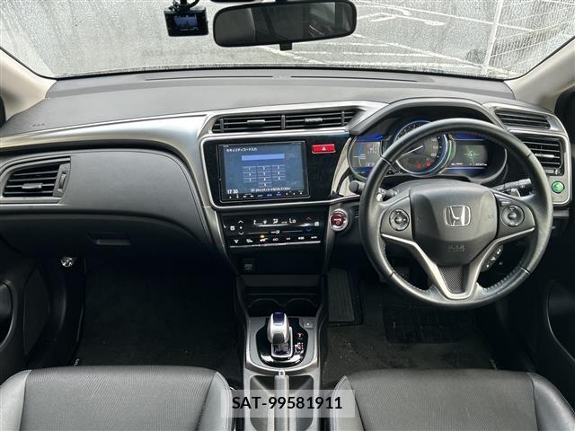 Honda GRACE 2015 8770875-15