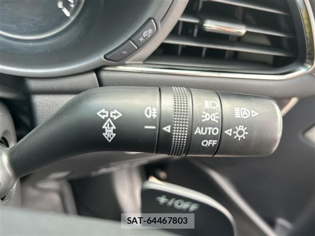 Mazda MAZDA3 2021 8770217-10