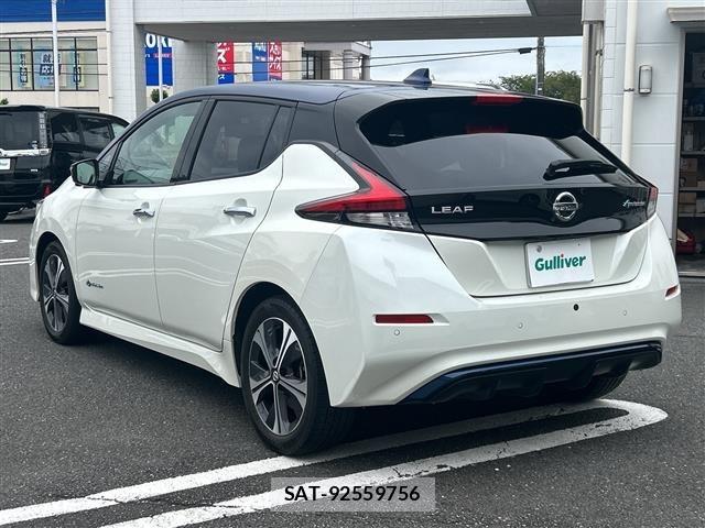 Nissan LEAF 2020 8675759-13