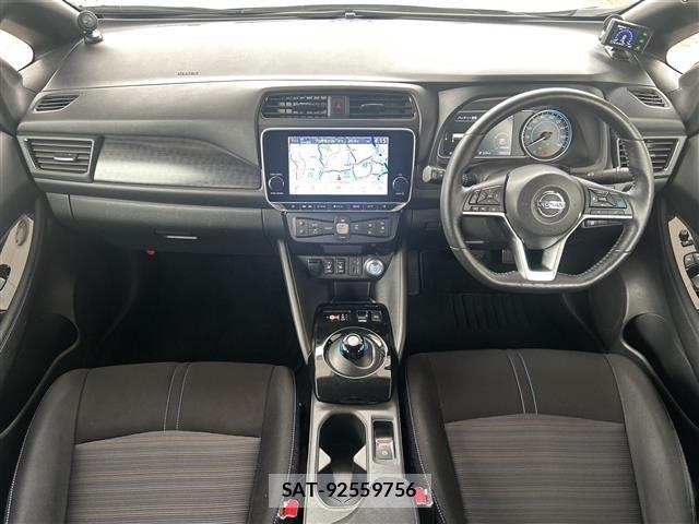 Nissan LEAF 2020 8675759-14