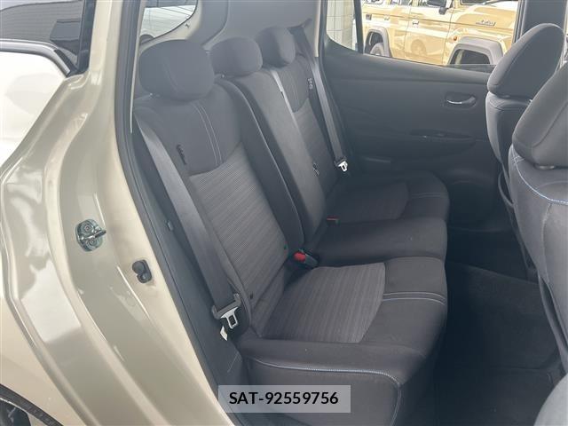 Nissan LEAF 2020 8675759-22