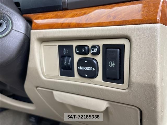 Toyota PREMIO 2005 8837854-19