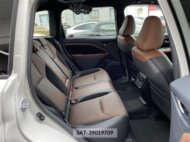 Subaru FORESTER 2025 8670440-11