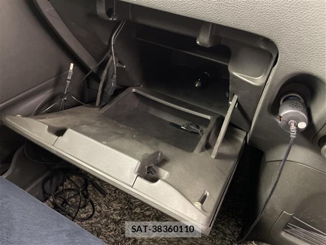 Nissan CUBE 2012 8768314-11