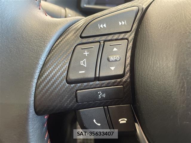 Mazda AXELA 2016 8678434-1