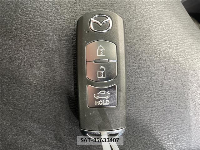 Mazda AXELA 2016 8678434-2