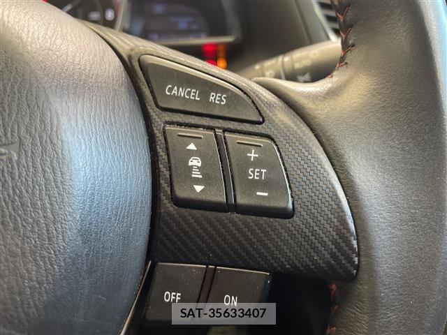 Mazda AXELA 2016 8678434-3