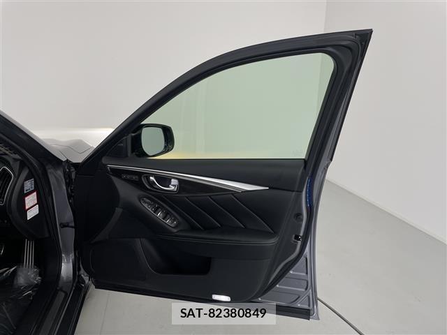 Nissan SKYLINE 2016 8676697-6