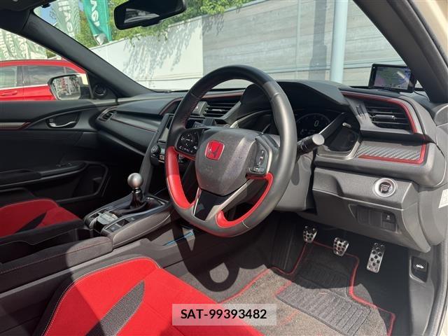 Honda CIVIC 2018 8677484-1