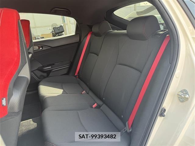Honda CIVIC 2018 8677484-9