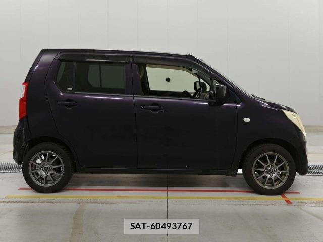 Suzuki WAGON R 2013 8679326-3