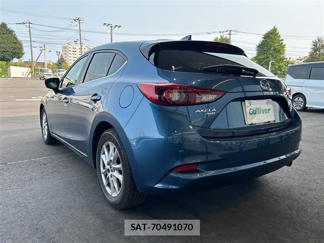 Mazda AXELA 2017 8771860-1