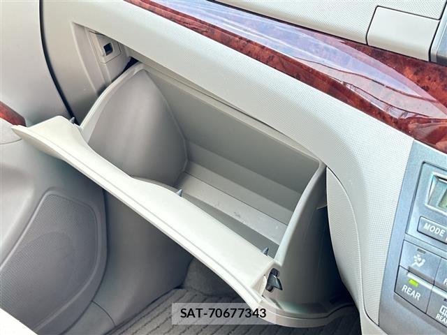 Toyota ESTIMA 2011 8676822-6